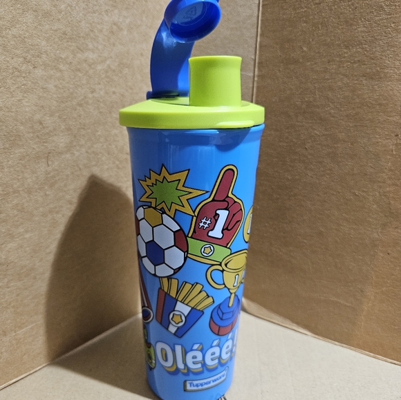 Tupperware Sports Set - Picture 10 of 10